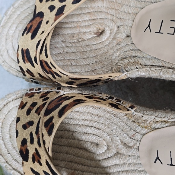 Sole Society Audrina  Calf Hair Leopard Print Wedge Sandals - Picture 10 of 16